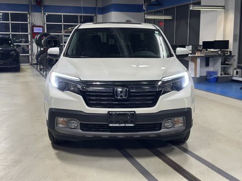 Used 2018 Honda Ridgeline RTL-E image 2