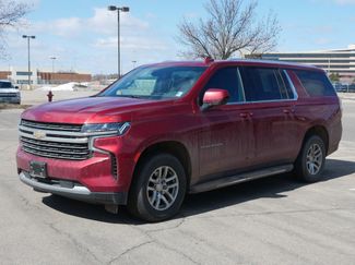 Used 2021 Chevrolet Suburban LT video 2