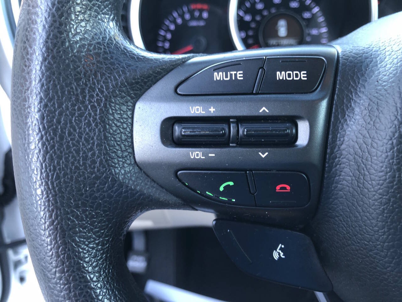 Used 2015 Kia Optima LX FWD image 17