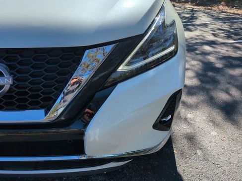 Used 2024 Nissan Murano SL image 11