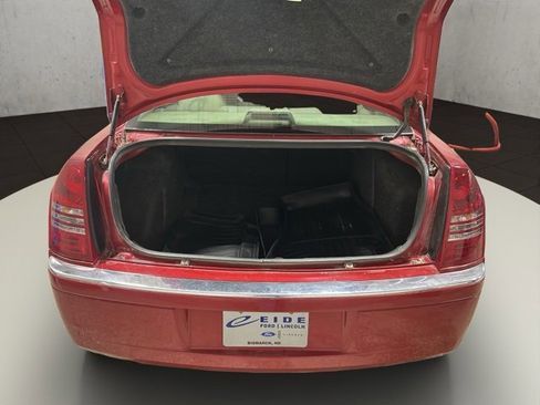 Used 2006 Chrysler 300 C image 23