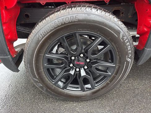 Used 2024 GMC Sierra 1500 Elevation AWD/4WD image 12