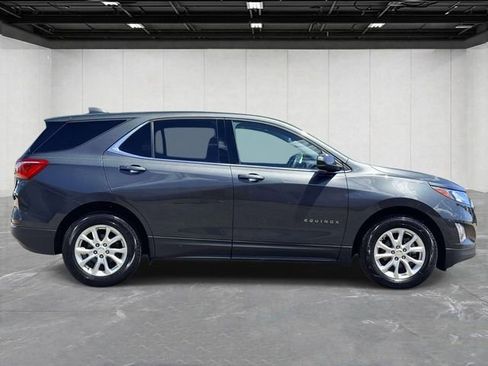 Used 2019 Chevrolet Equinox LT FWD image 4