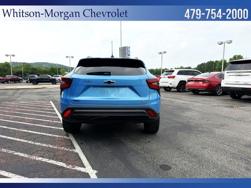 Used 2025 Chevrolet Trax RS w/ Sunroof Package FWD image 7