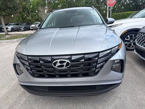 Used 2024 Hyundai Tucson SEL FWD image 2