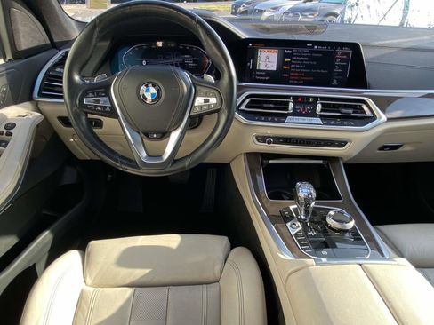 Used 2022 BMW X5 sDrive40i w/ Executive Package RWD image 9