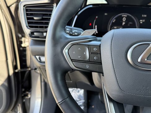 Used 2025 Lexus NX 350h AWD w/ Premium Package image 23
