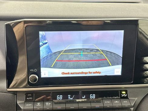 Used 2025 Toyota Camry LE FWD image 12