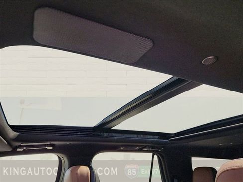 New 2023 Lincoln Navigator Reserve image 28