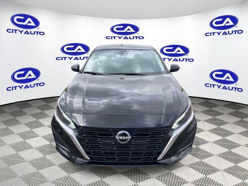 Used 2025 Nissan Altima 2.5 SV image 8