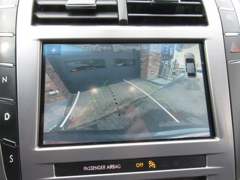 Used 2017 Lincoln MKZ Premiere image 24