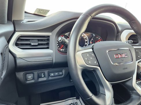 Used 2021 GMC Acadia SLT w/ Elevation Edition image 25