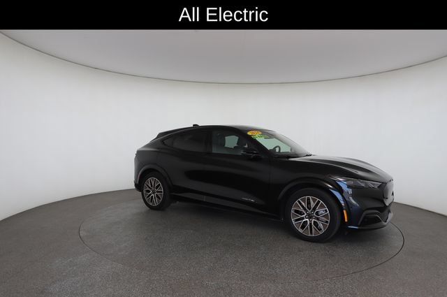 Used 2024 Ford Mustang Mach-E Premium AWD/4WD image 25