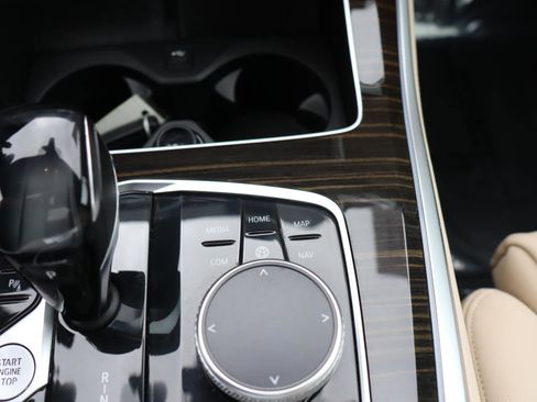 Used 2021 BMW X5 sDrive40i w/ Premium Package image 28