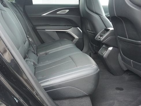 Used 2024 Cadillac Lyriq Luxury RWD image 37