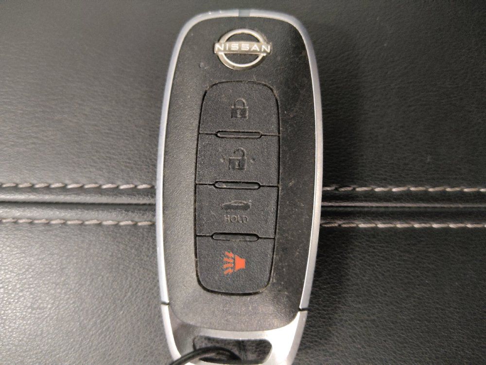 Used 2025 Nissan Sentra SV FWD image 32