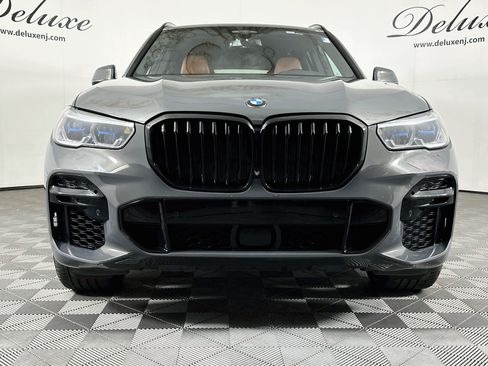 Used 2022 BMW X5 M50i w/ Executive Package AWD/4WD image 2