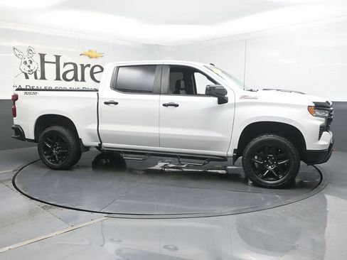 Used 2022 Chevrolet Silverado 1500 LT Trail Boss w/ Convenience Package II AWD/4WD image 1
