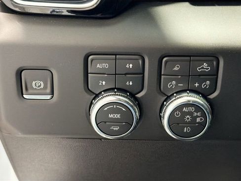 New 2026 GMC Sierra 1500 Denali w/ Denali Reserve Package image 9