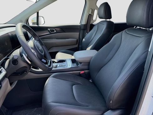 New 2026 Kia Carnival LXS FWD image 20