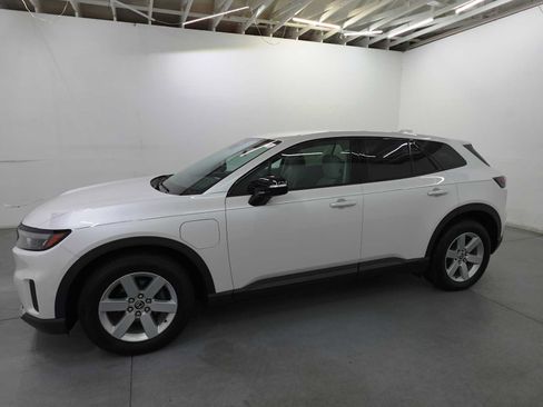 Used 2024 Honda Prologue EX image 8
