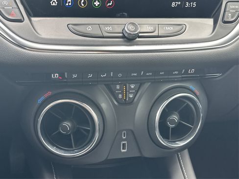 Certified 2023 Chevrolet Blazer LT image 31