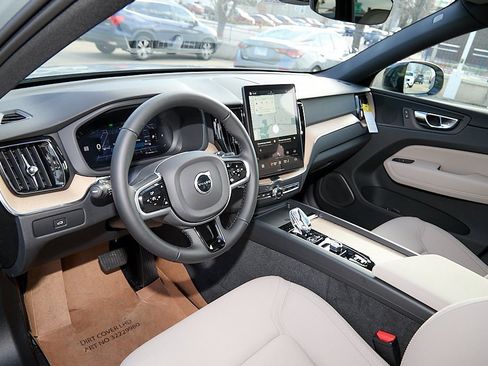New 2026 Volvo XC60 B5 Core image 12