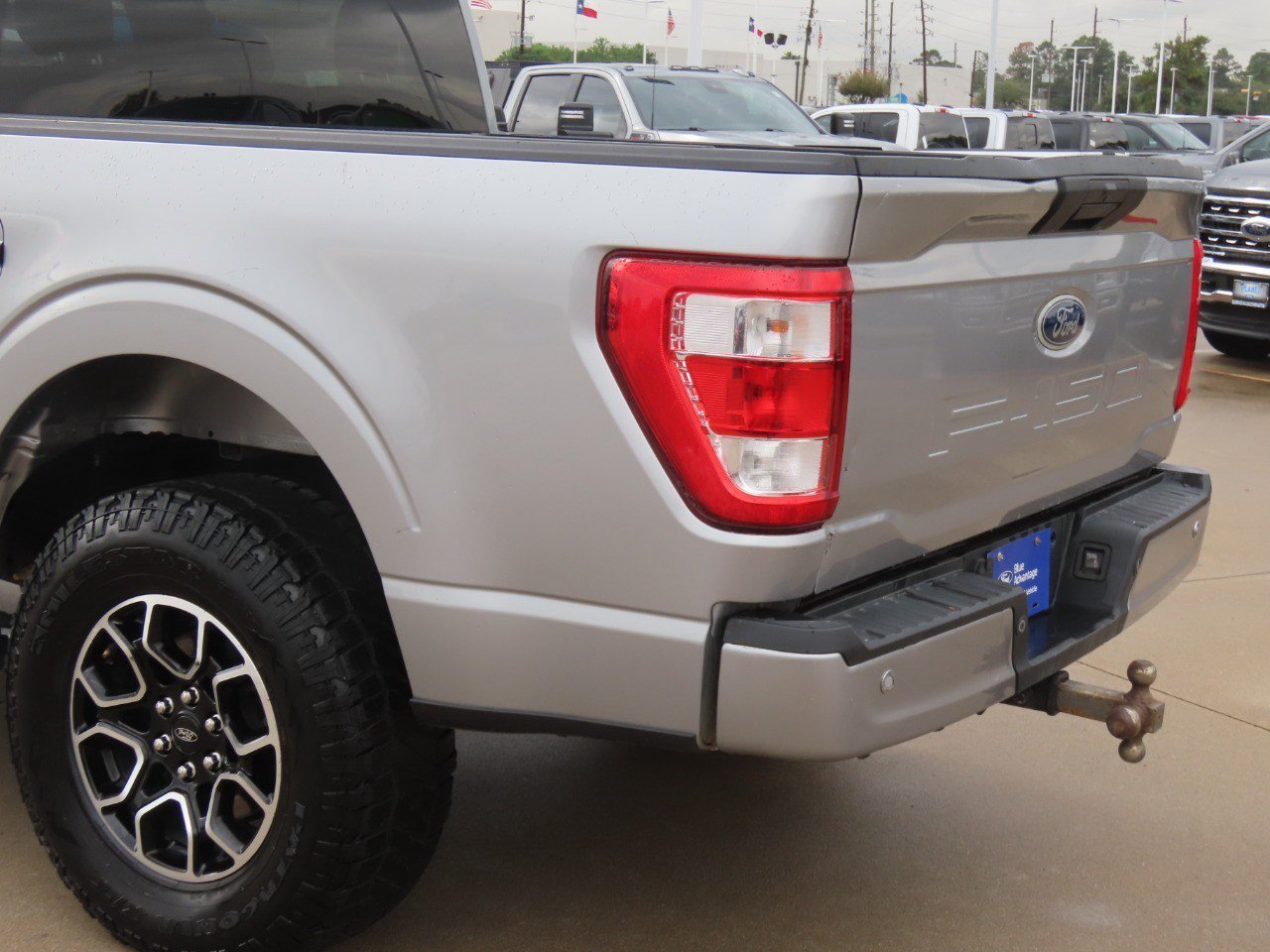 Certified 2022 Ford F150 XL w/ STX Appearance Package AWD/4WD image 13