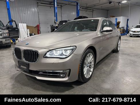 Used 2015 BMW 750Li xDrive image 4