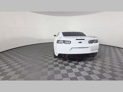 Used 2020 Chevrolet Camaro SS RWD image 42