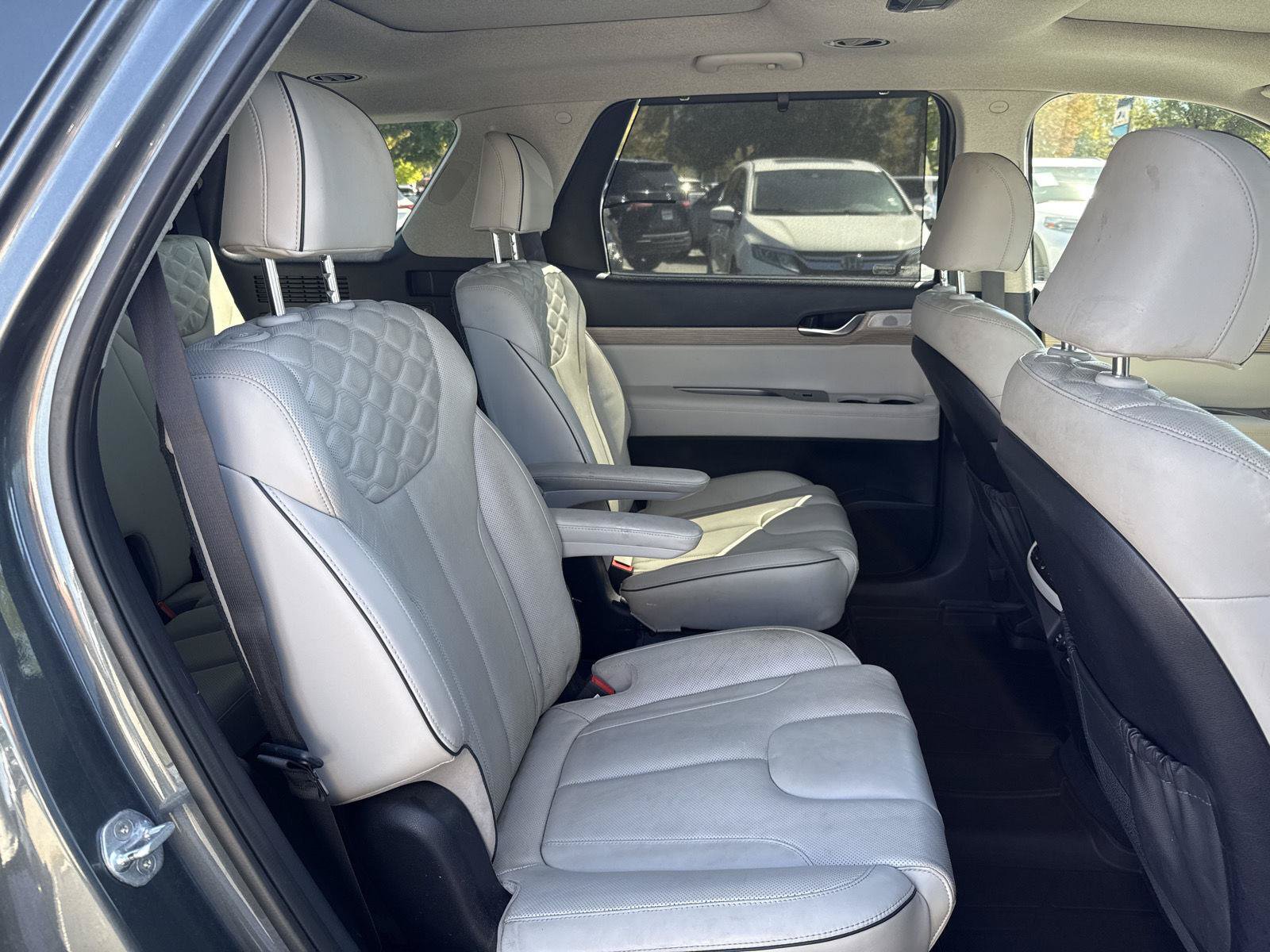 Used 2022 Hyundai Palisade Limited AWD/4WD image 28