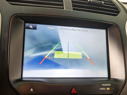 Used 2015 Ford Explorer XLT w/ Equipment Group 202A AWD/4WD image 26