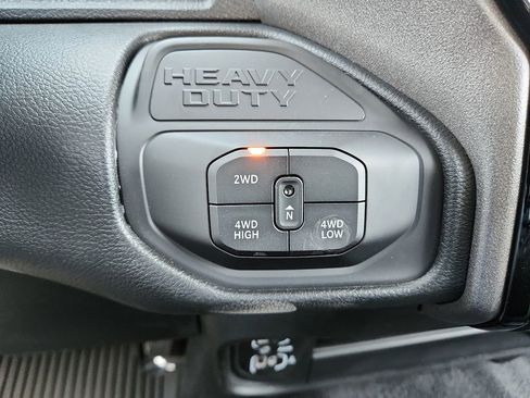New 2026 RAM 3500 Tradesman AWD/4WD image 25