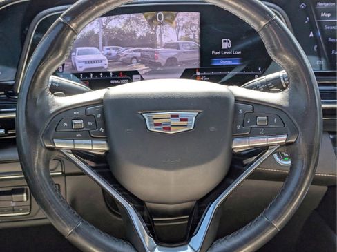 Used 2022 Cadillac Escalade ESV Sport image 19