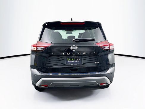 Used 2023 Nissan Rogue SV image 7
