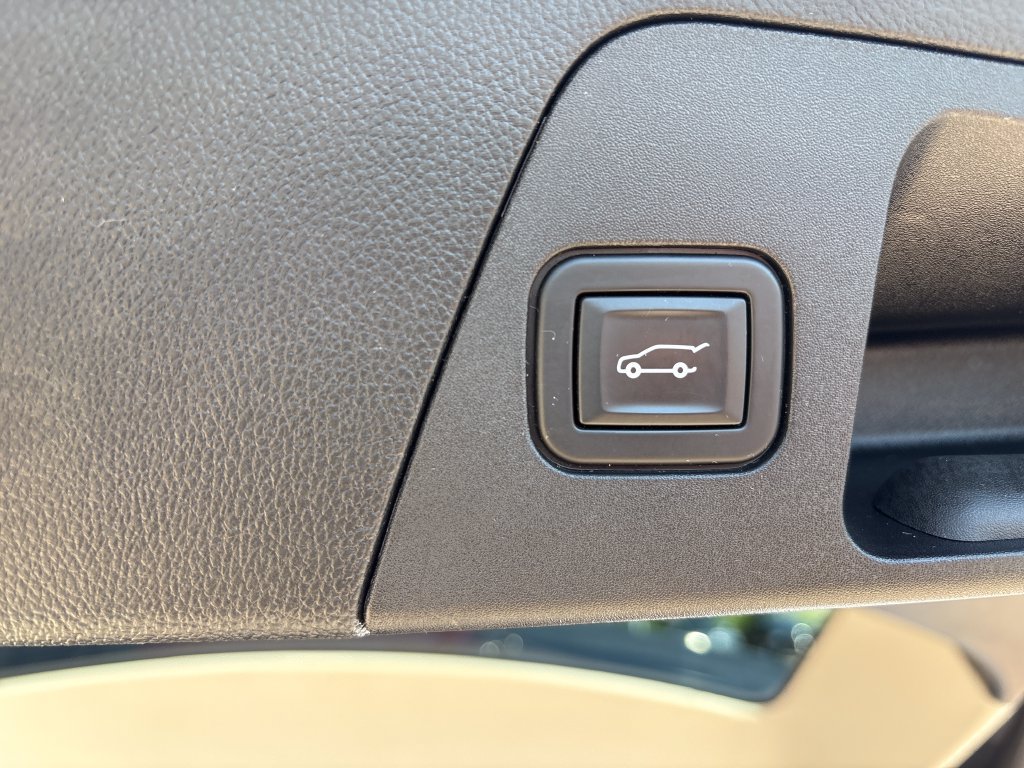 Used 2020 Buick Envision Preferred AWD/4WD image 40
