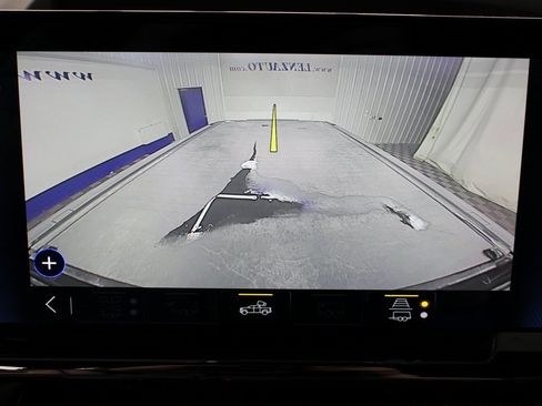 Used 2023 Chevrolet Silverado 1500 ZR2 w/ Technology Package image 22