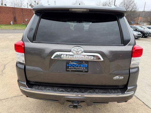 Used 2010 Toyota 4Runner SR5 image 4