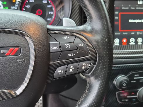 Used 2017 Dodge Charger R/T image 28