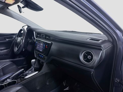 Used 2019 Toyota Corolla XSE FWD image 30