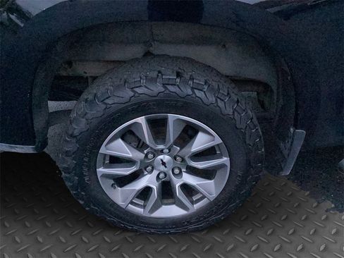 Used 2019 Chevrolet Silverado 1500 RST image 37