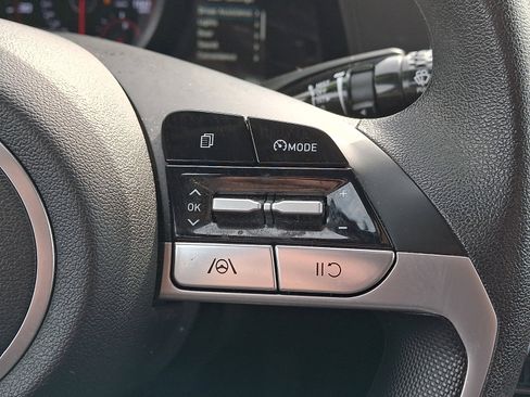 Certified 2023 Hyundai Elantra SEL image 19