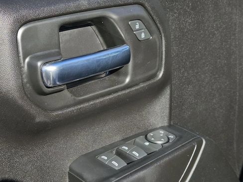 Used 2022 Chevrolet Silverado 1500 Custom image 25