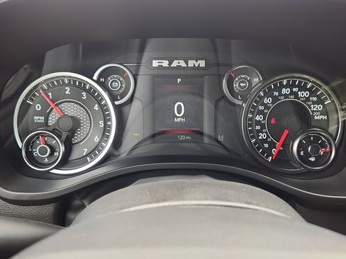 New 2025 RAM 1500 Big Horn AWD/4WD image 14