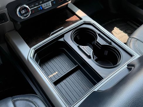 Used 2022 Ford F250 Lariat w/ Lariat Ultimate Package image 20