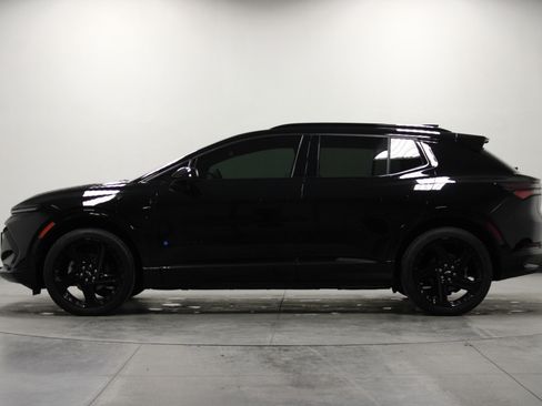 Used 2024 Chevrolet Equinox EV RS image 7