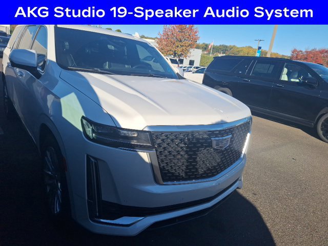 Used 2022 Cadillac Escalade ESV Premium Luxury w/ Performance Package AWD/4WD image 3