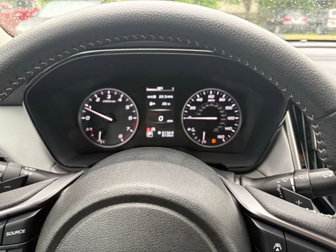 Used 2025 Subaru Legacy Premium AWD/4WD image 21