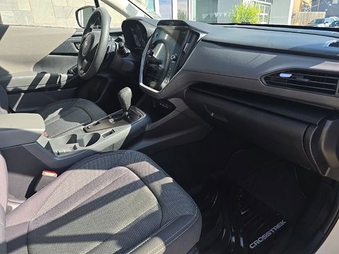 Used 2024 Subaru Crosstrek 2.0i Premium image 28