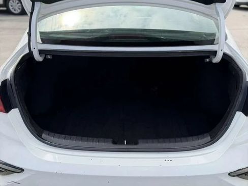 Used 2021 Kia Forte LXS FWD image 16